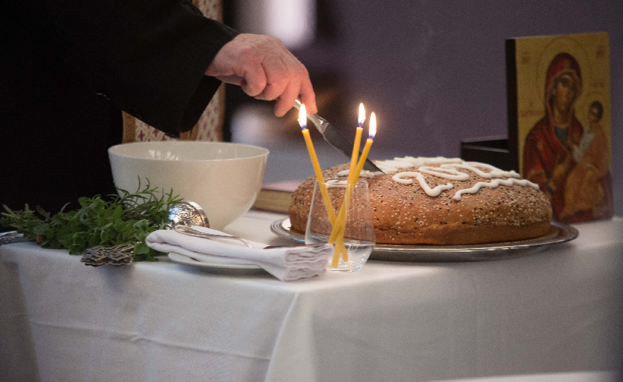 Franman officially celebrated the New Year with the traditional cutting of the Pitta